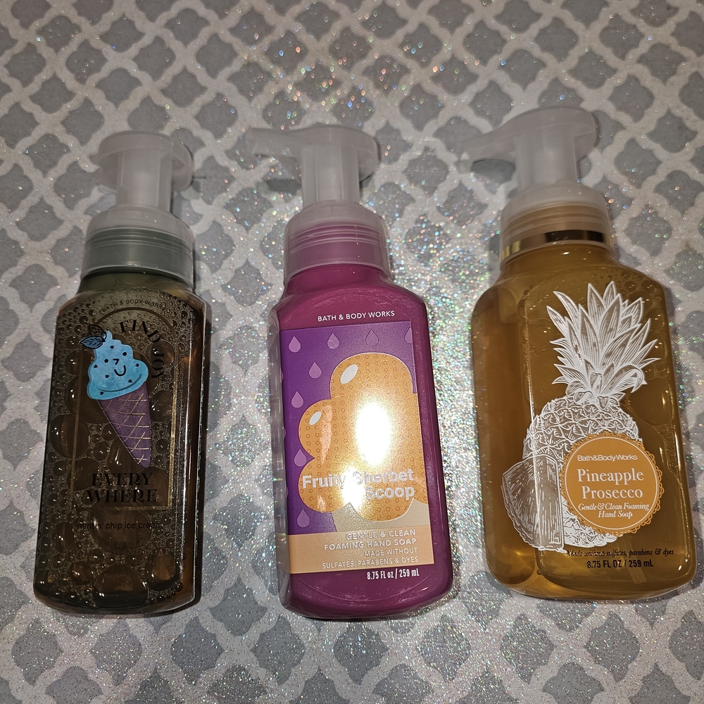 Bath & Body Works Foaming Hand Soaps Set